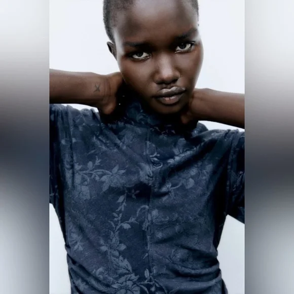 ZARA Elegant Flattering Navy Blue Jacquard Kimono Women's Dress Bell Sleeve $129 - Picture 5 of 7